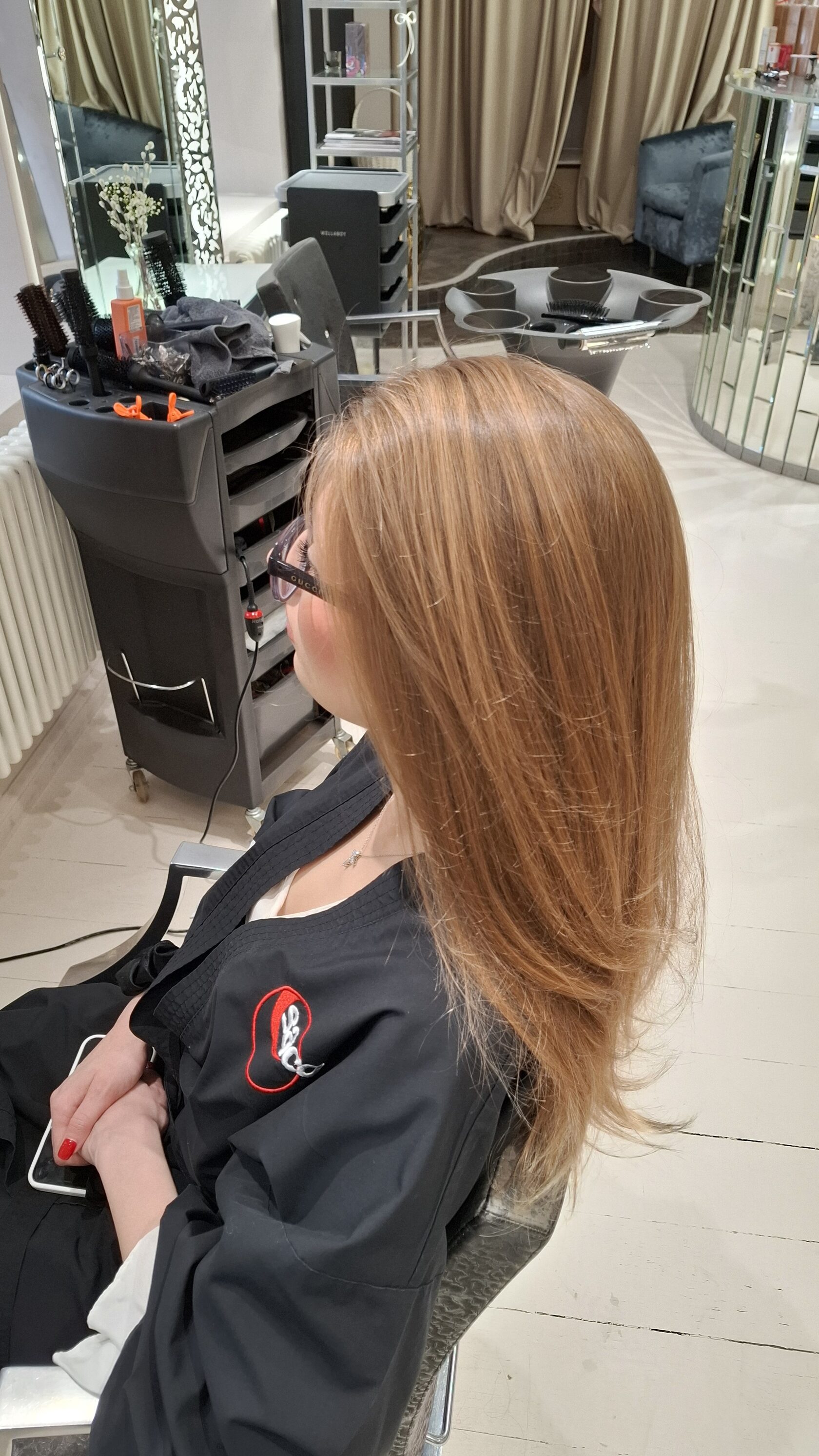 Уход за осветленными кончиками