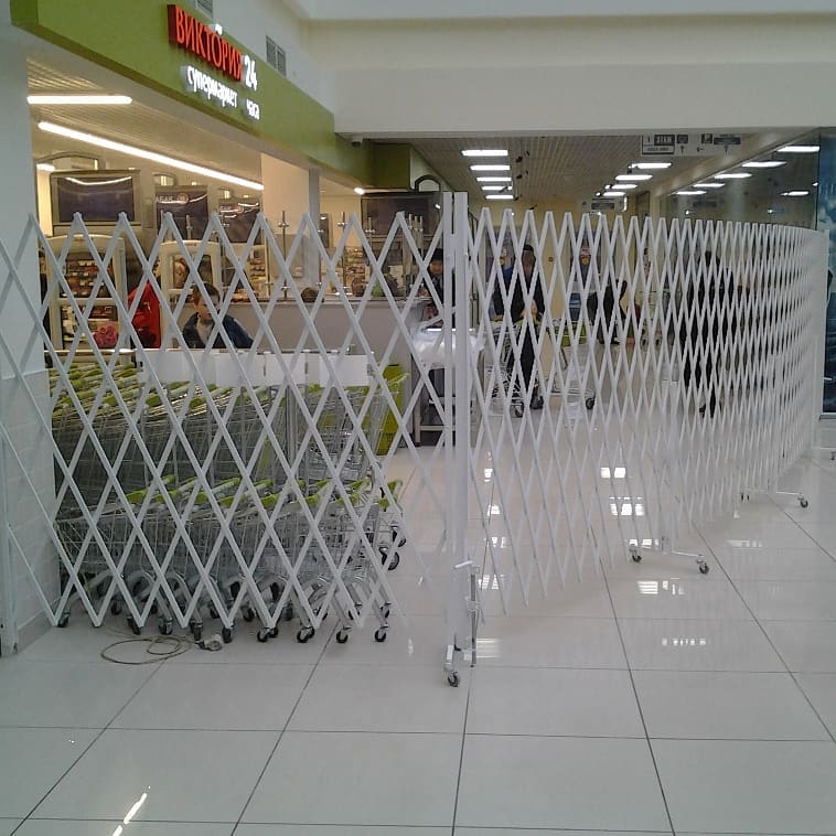 Большая раздвижная решетка ширма перегородка для магазина