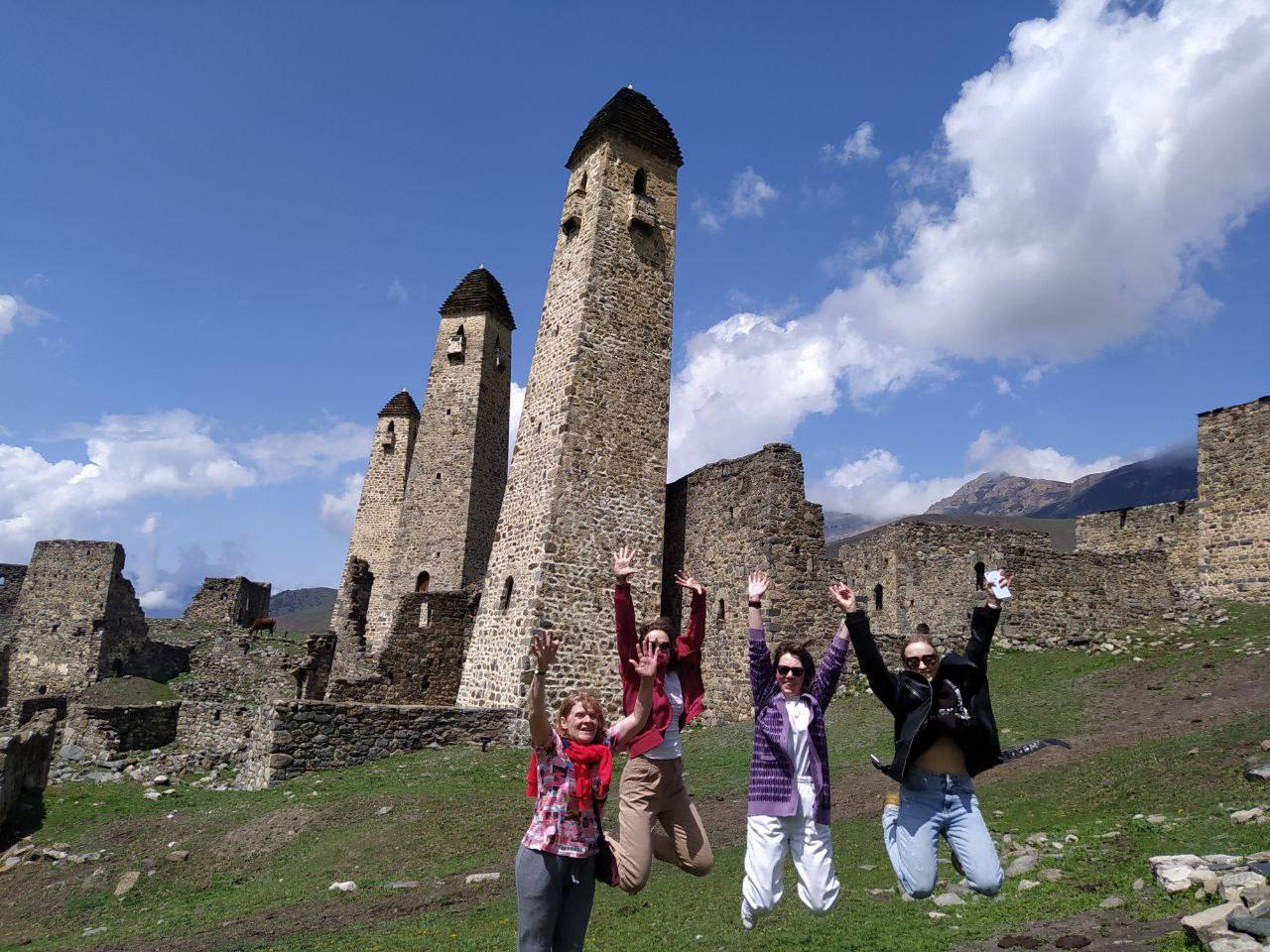 Экскурсии из пятигорска 2024. Поездка в ингушетию. Горная ингушетия экскурсия. Экскурсия по ингушетии. Ингушетия экскурсии.