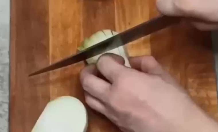 Приготовление картофельного супа-пюре со сливками: шаг 1