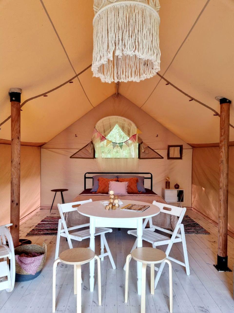 Малина, гостевая ферма