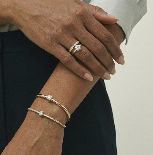 Браслеты и кольца с лабораторными бриллиантами