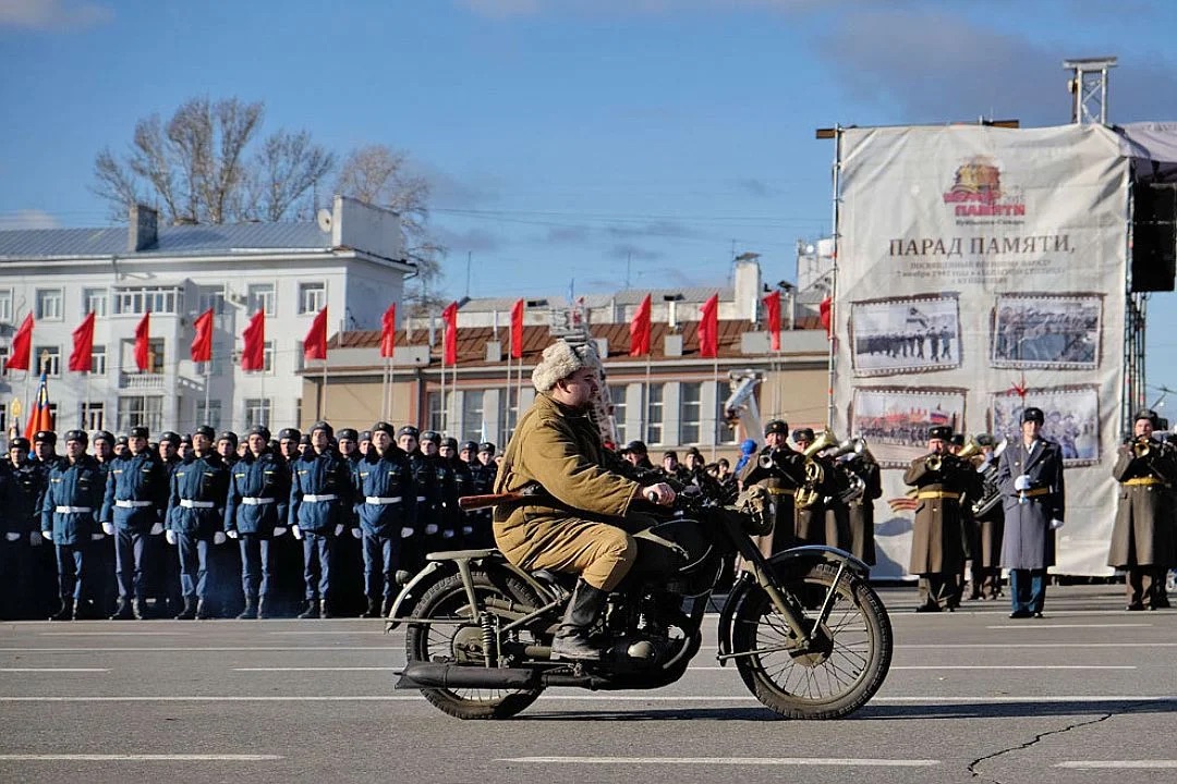 Парад памяти 7. Парад памяти. Парад памяти 9 мая. Парад памяти 7 ноября для дошкольников. Конкурс парад памяти.