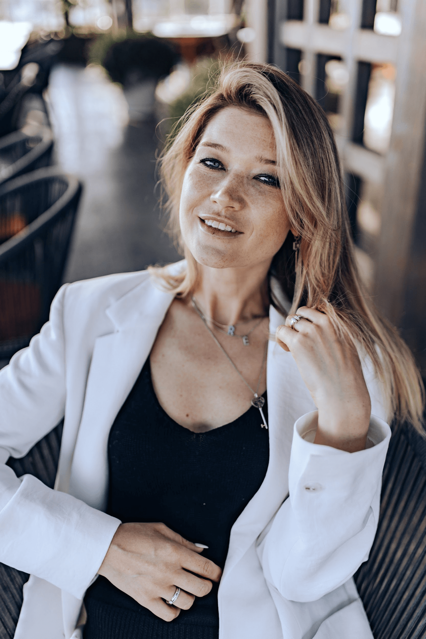 Бизнес-психолог, помогаю повысить самооценку