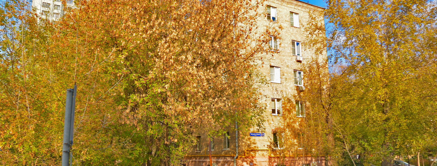 Фасад здания по адресу ул. Литвина-Седого, д. 2/13, к. В, стр. 1
