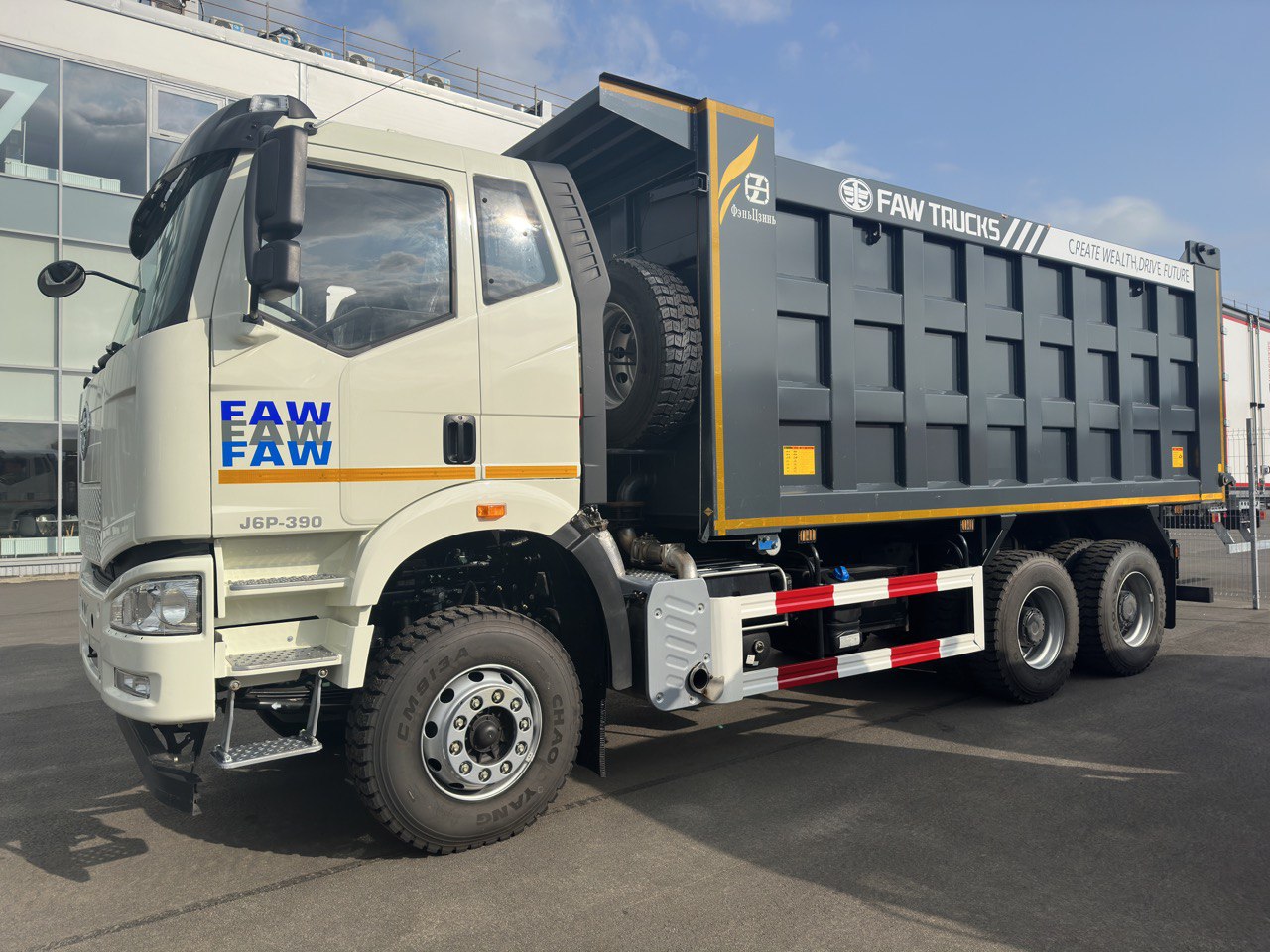 САМОСВАЛ SHACMAN Х3000 8х4, 430 л.с, РЕСТАЙЛИНГ