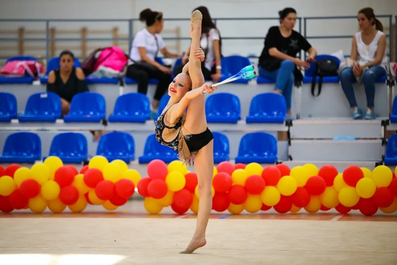 Художественная гимнастика для детей с 3 лет в Москве | Демократичные цены  на абонементы в СК Вдохновение
