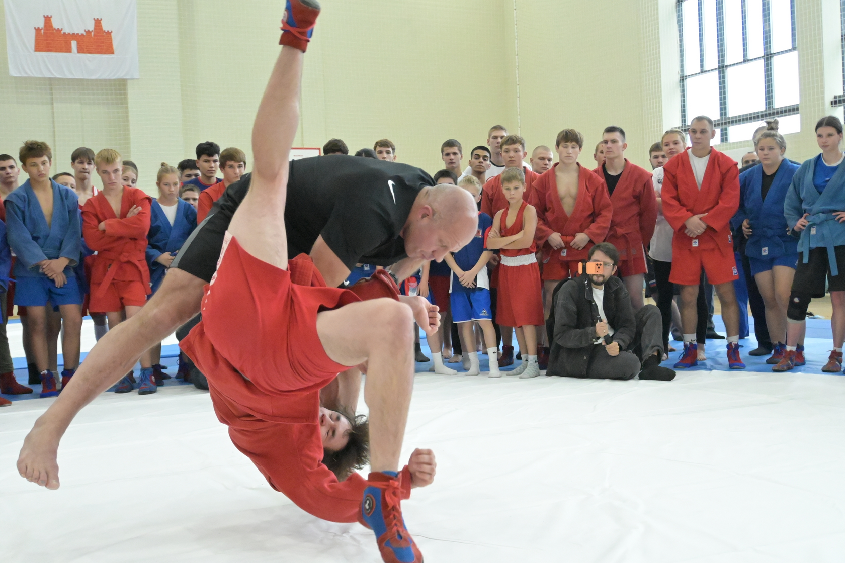 🥊