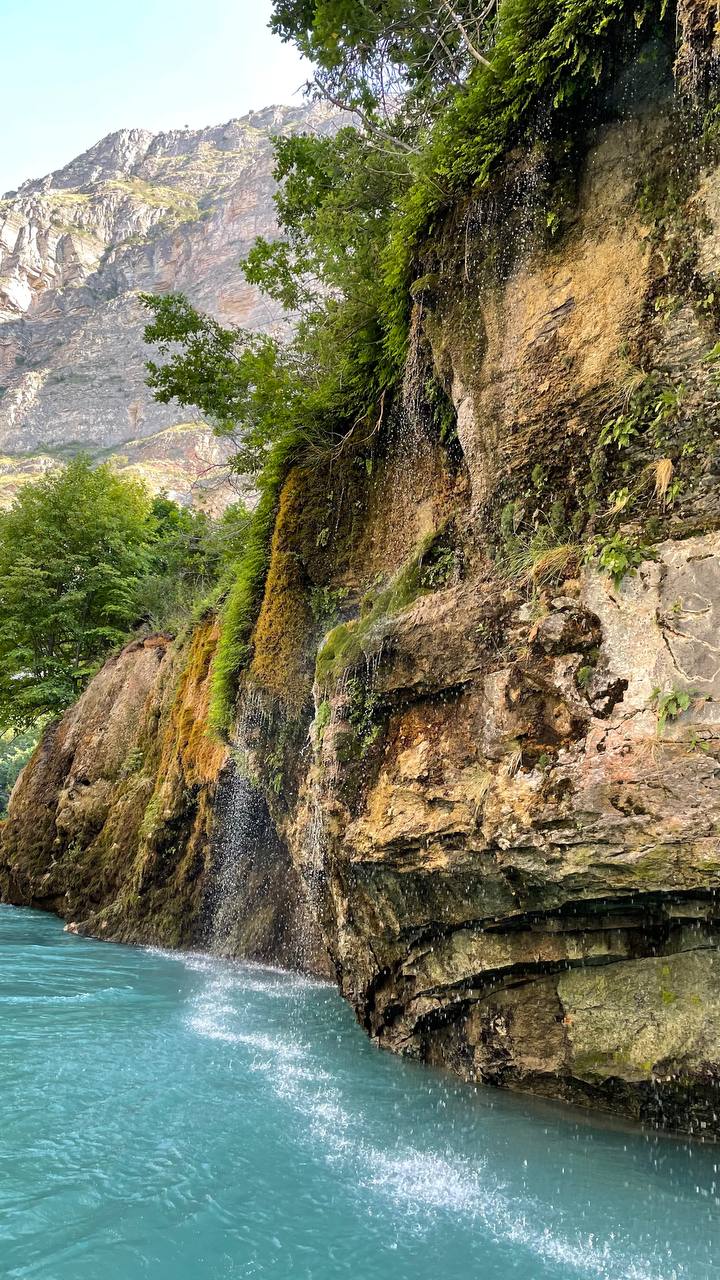 Гоор Карадахская теснина водопад