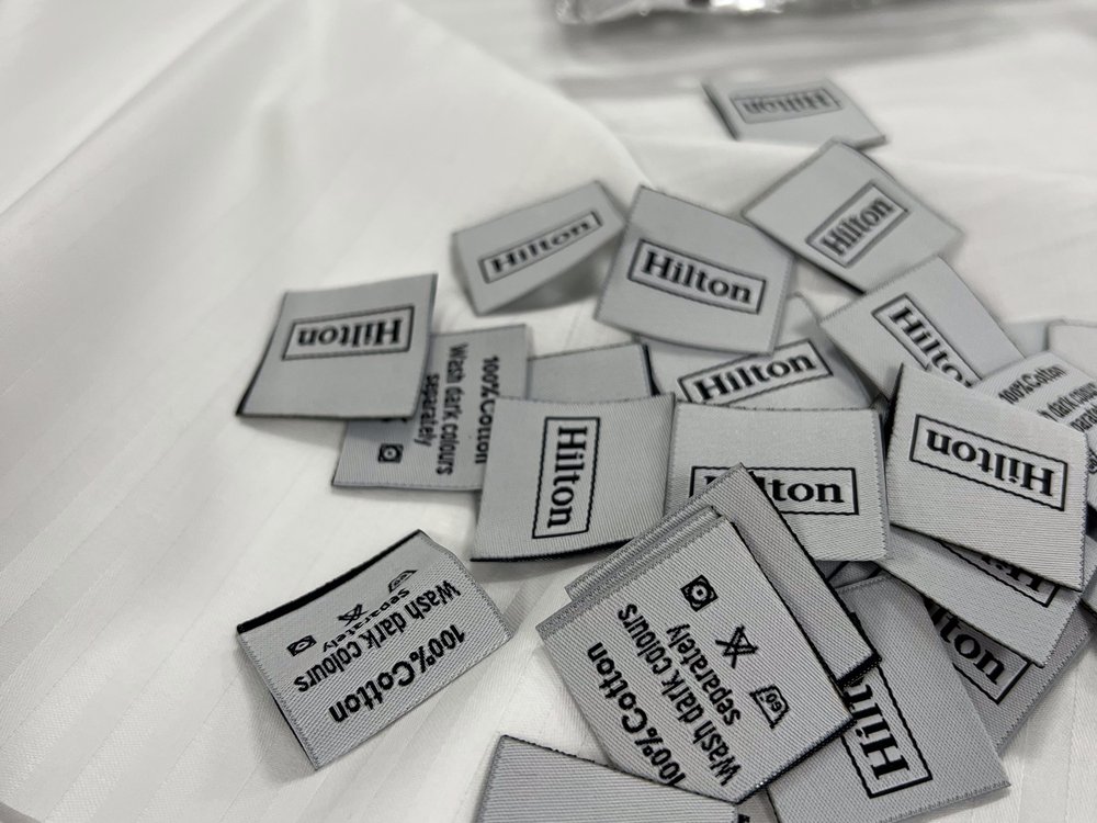 Тканые ярлыки Hilton для гостиничного текстиля