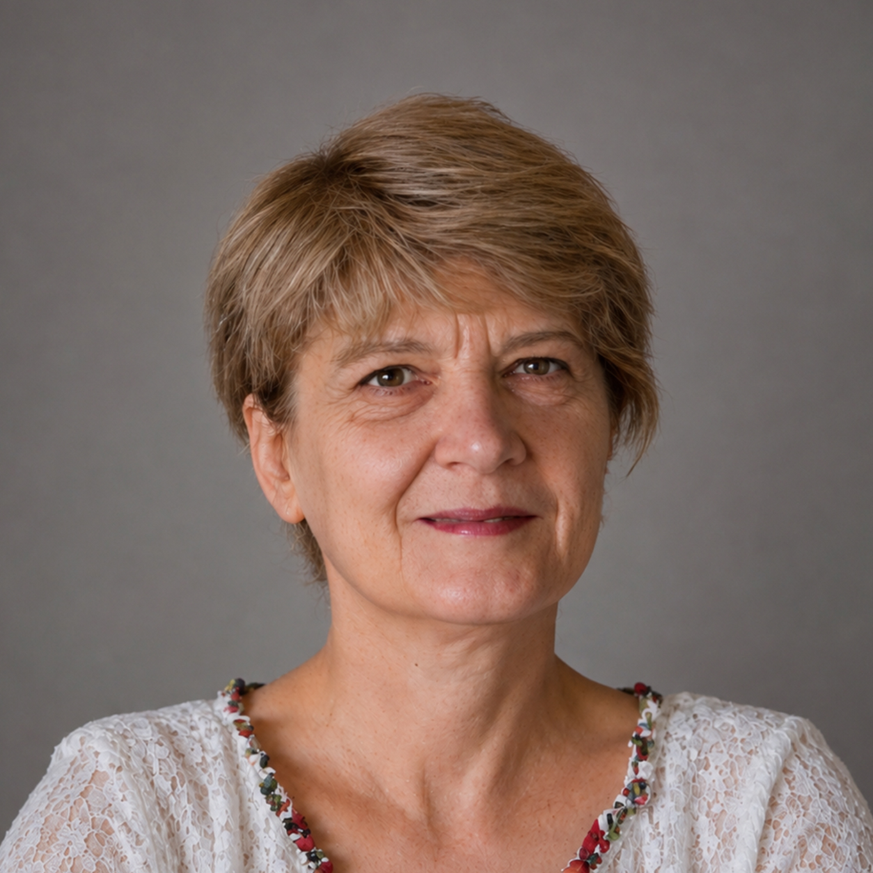 Элена Молинари