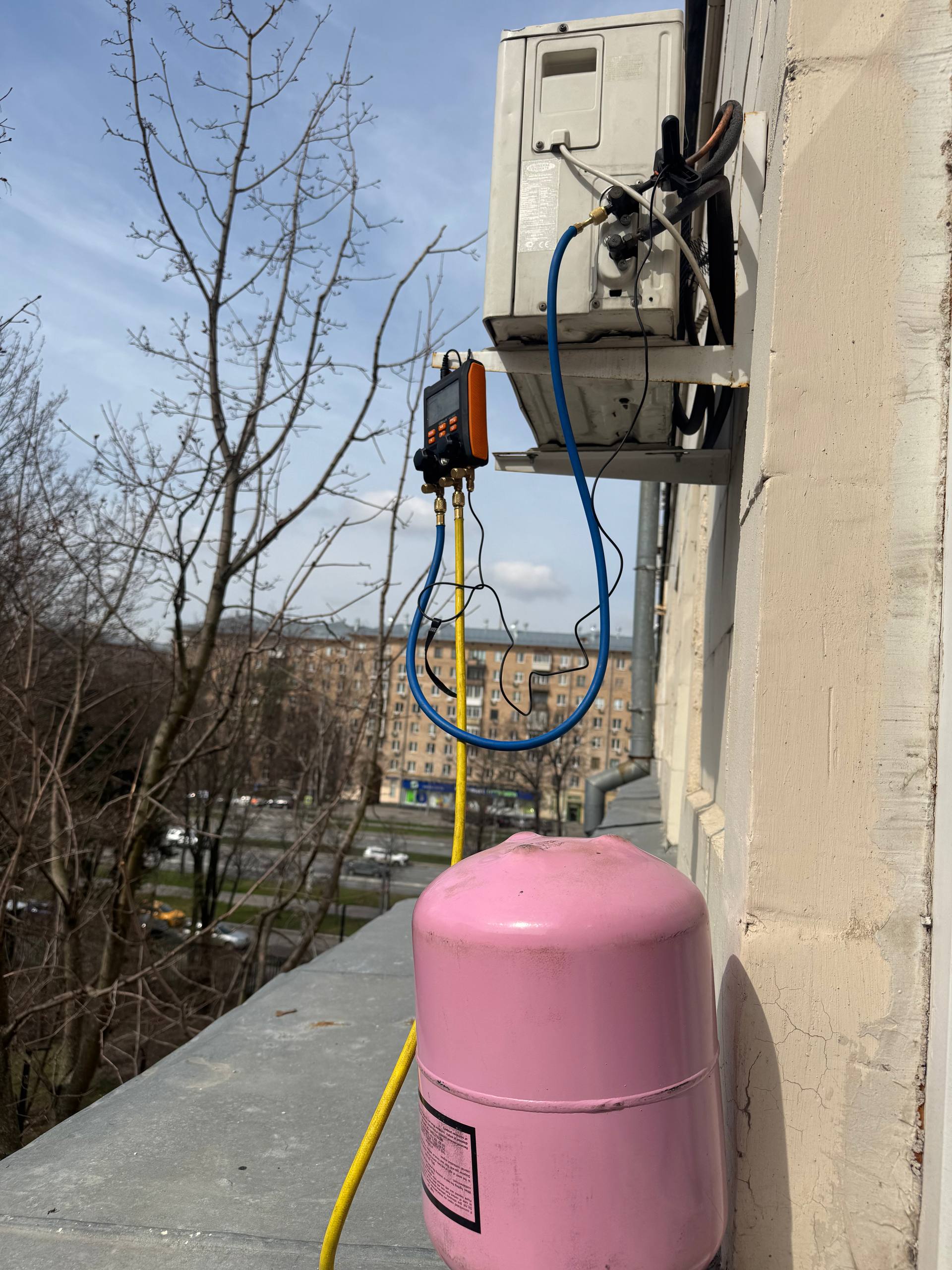 Заправка кондиционера фреоном