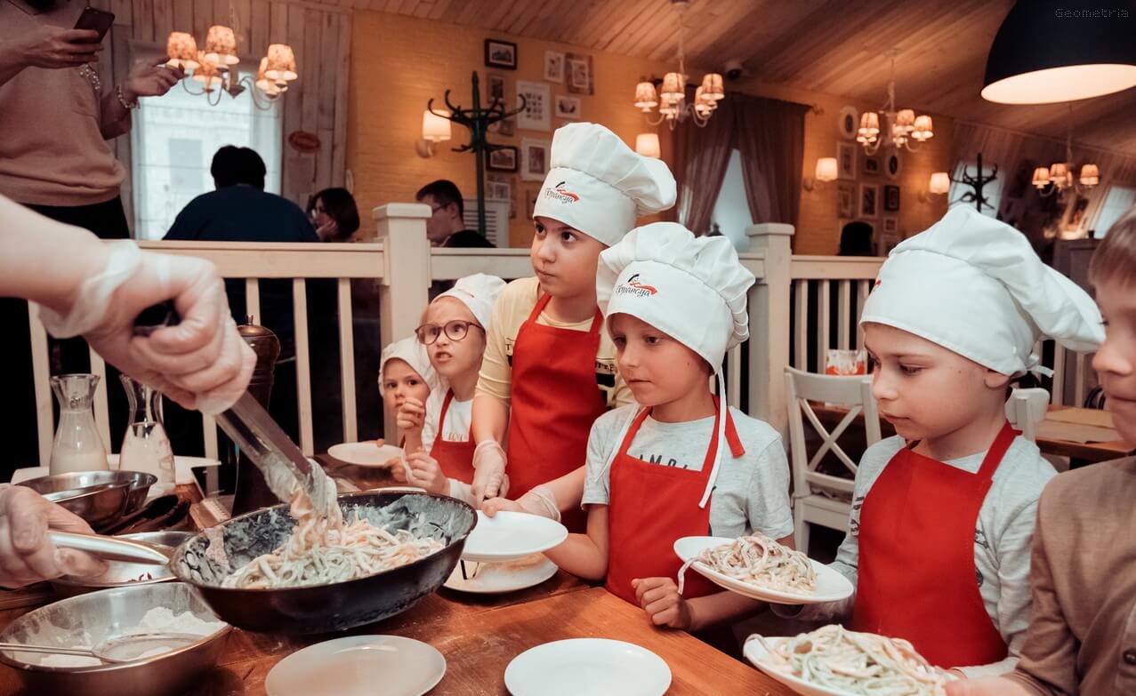 Где в Москве посетить кулинарный мастер-класс или отметить на нем День Рождения взрослым и детям
