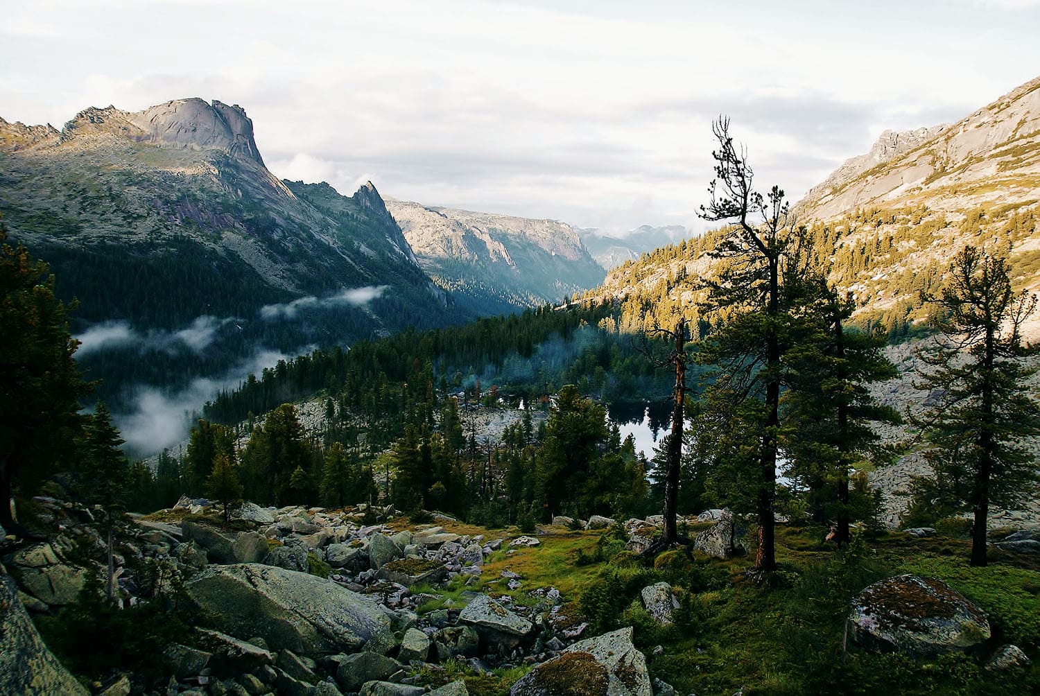 Горы в красноярском крае фото