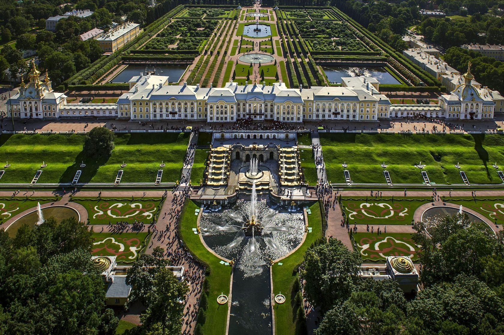Версальский дворец и Петергоф