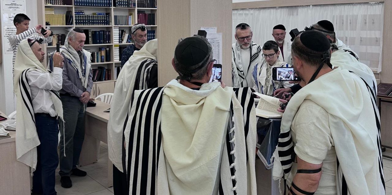 Бар-мицва в Минске: еврейская традиция в общине «Бейс Исроэль»