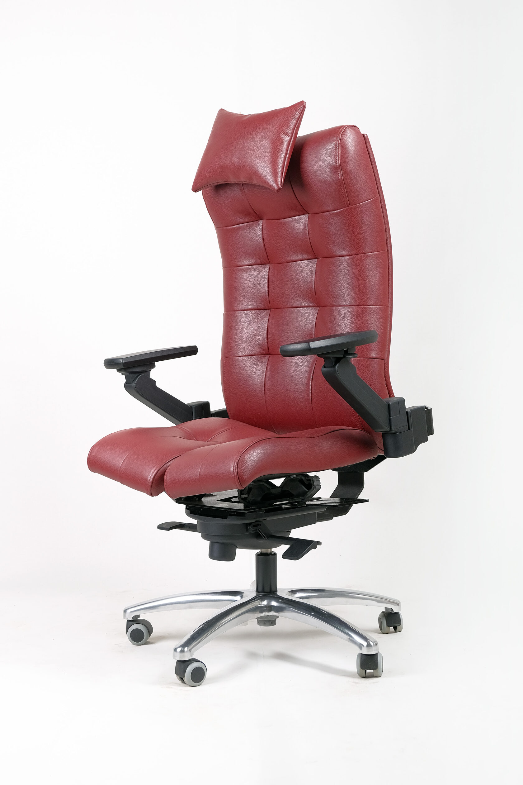 Кресло в самолете xl - 82 фото