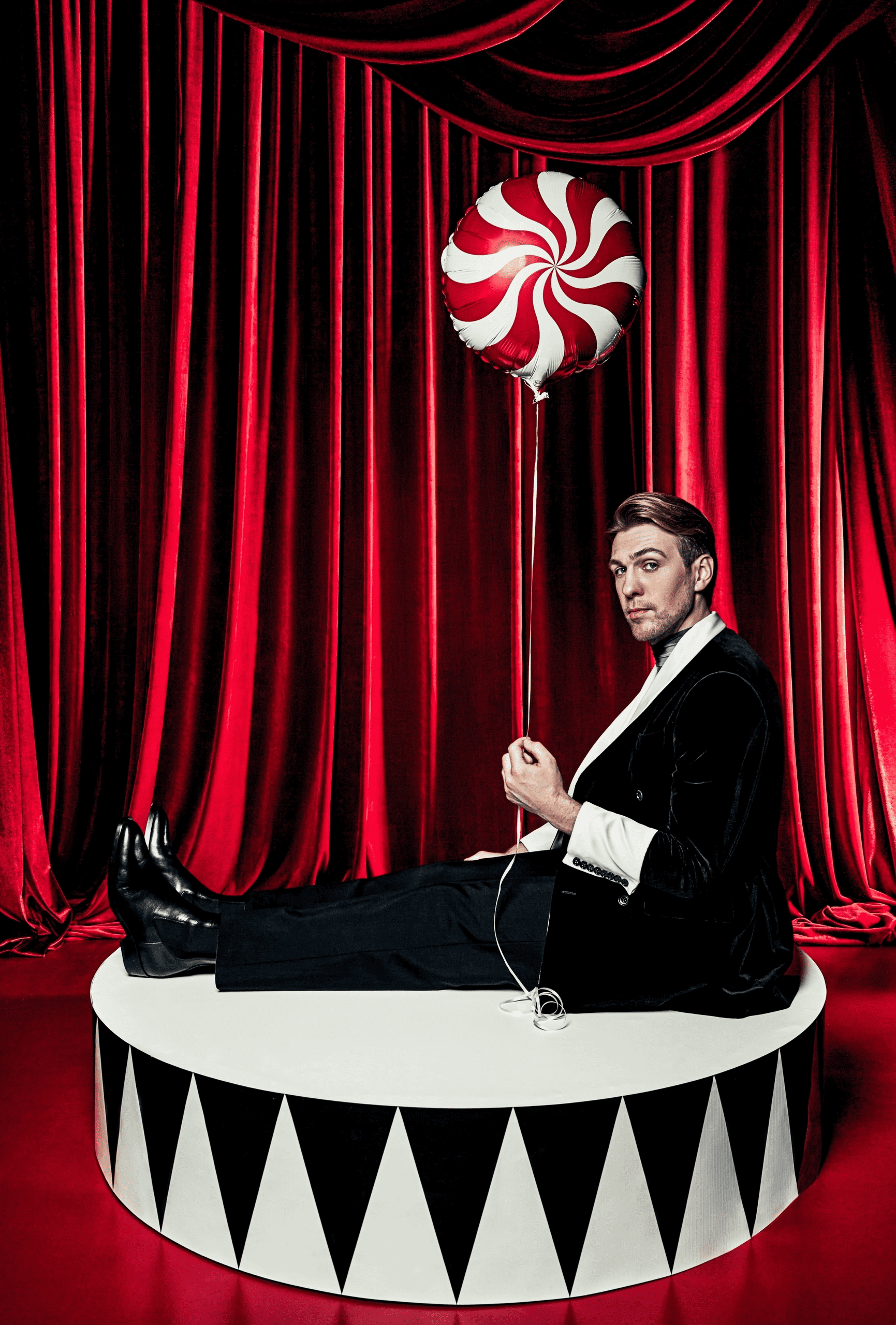 Ведущий публичных мероприятий Никита Анисимов