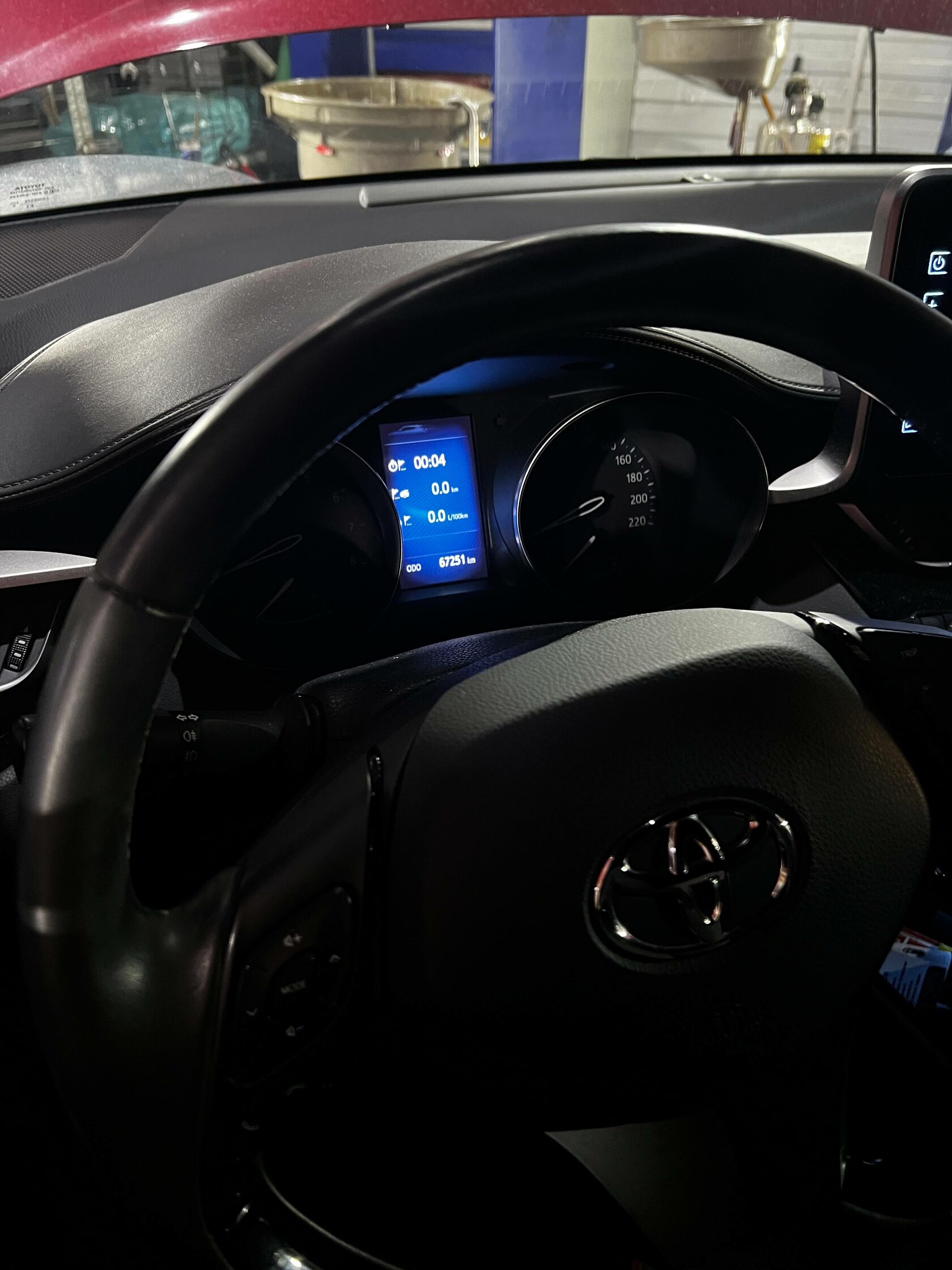 Фиксация пробега Toyota C-HR