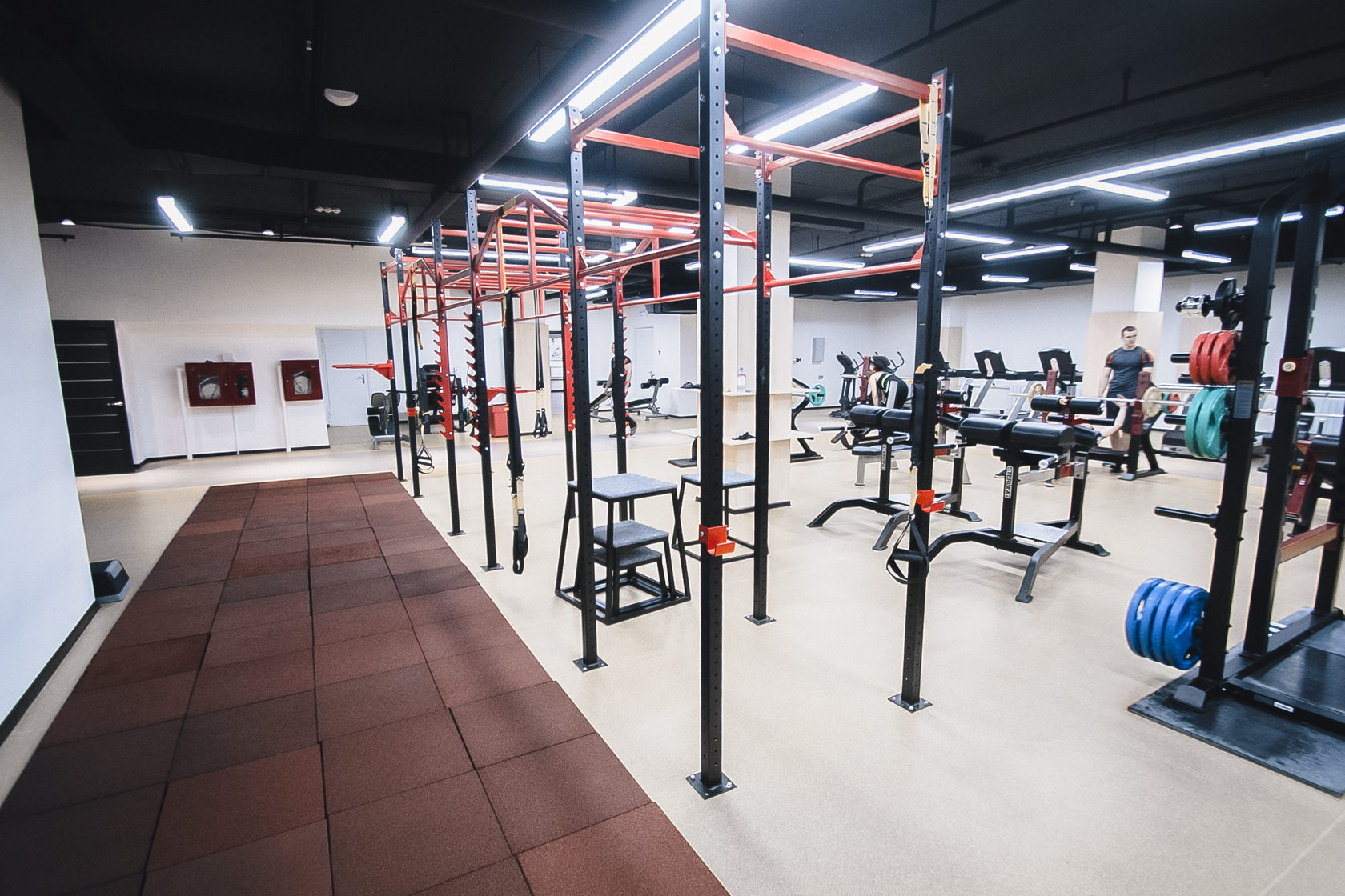 Ул джим. Ул джим. Power house gym ботаника. Рогожский вал, 10 фото. Юфс джим атриум.