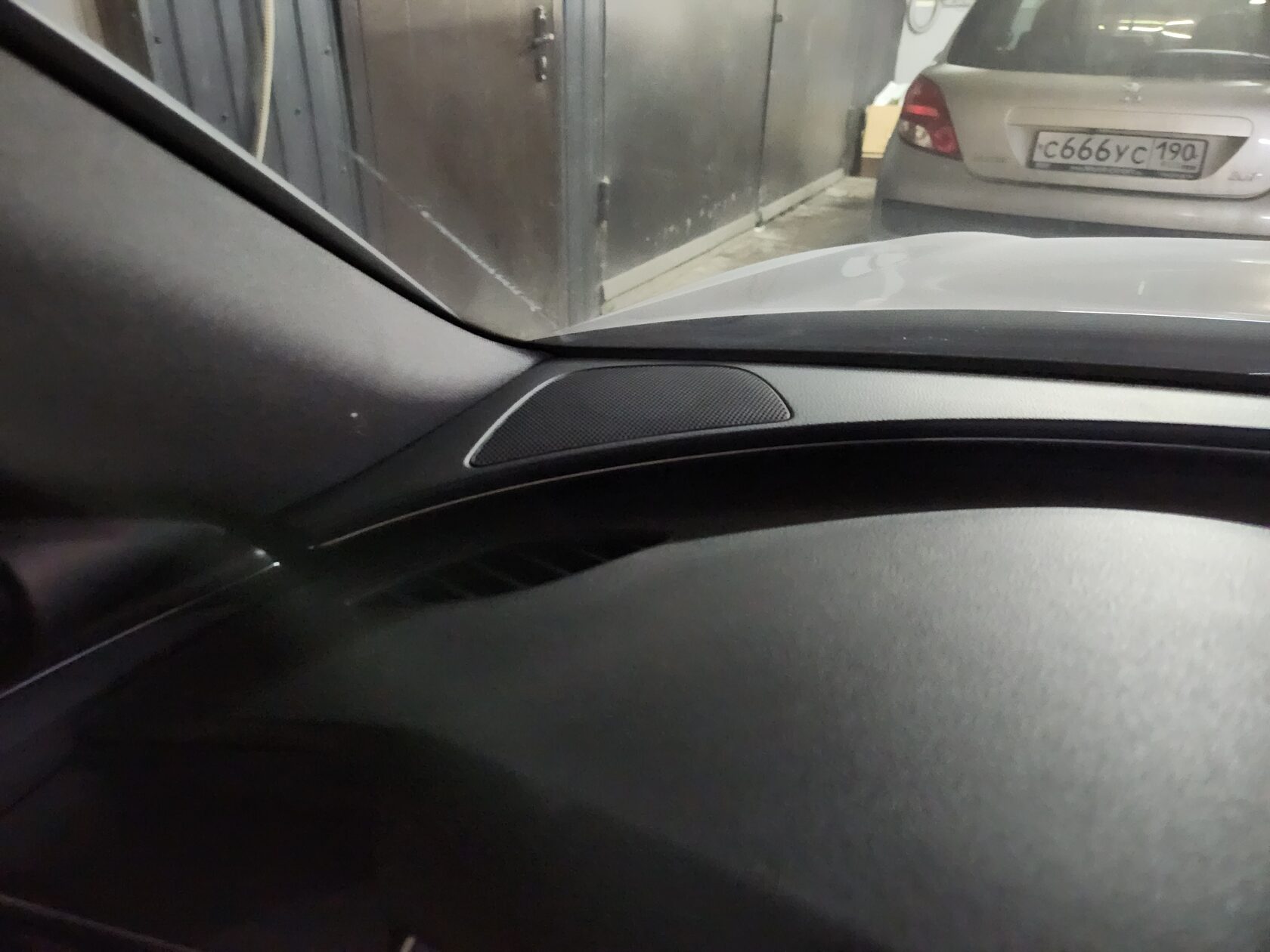 замена акустики audi a6 c7