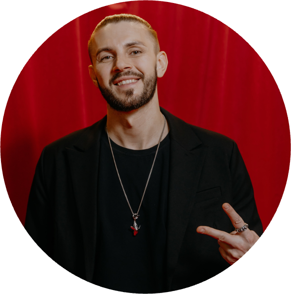 Ведущий Сергей Кривенко