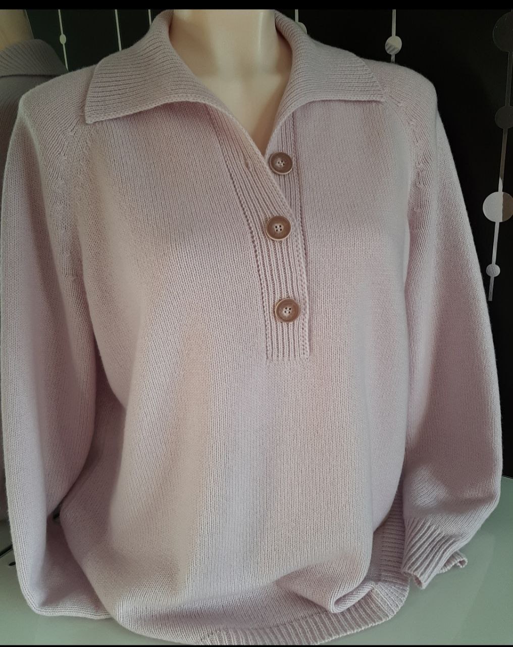 Поло-реглан — пример посадки