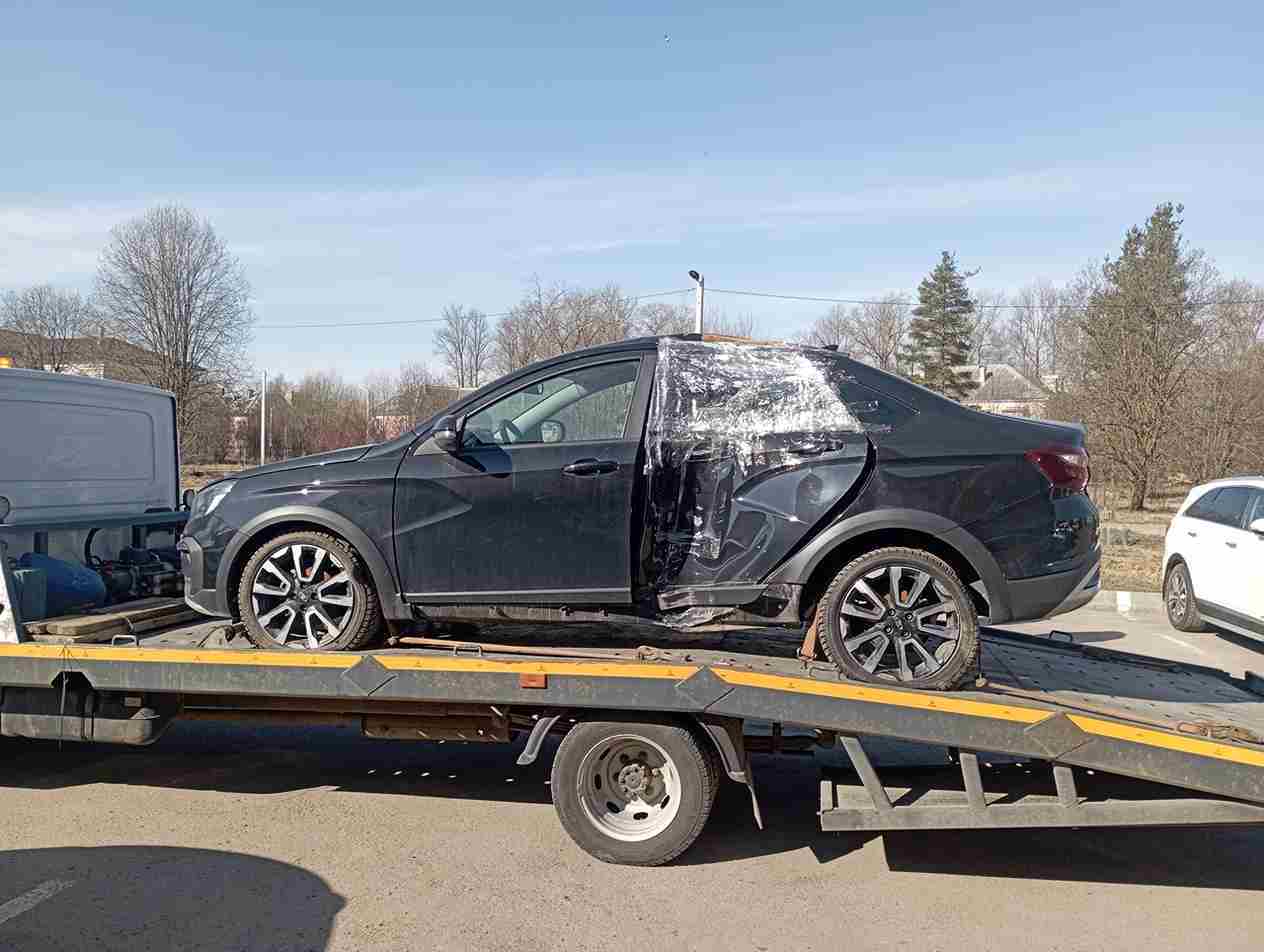 Эвакуация LADA Vesta из Отрадное, Ленинградская область, Кировский район