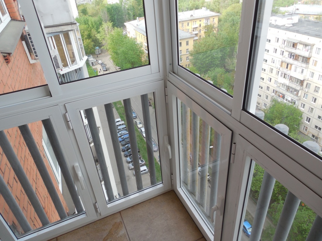Остекление балконов фото