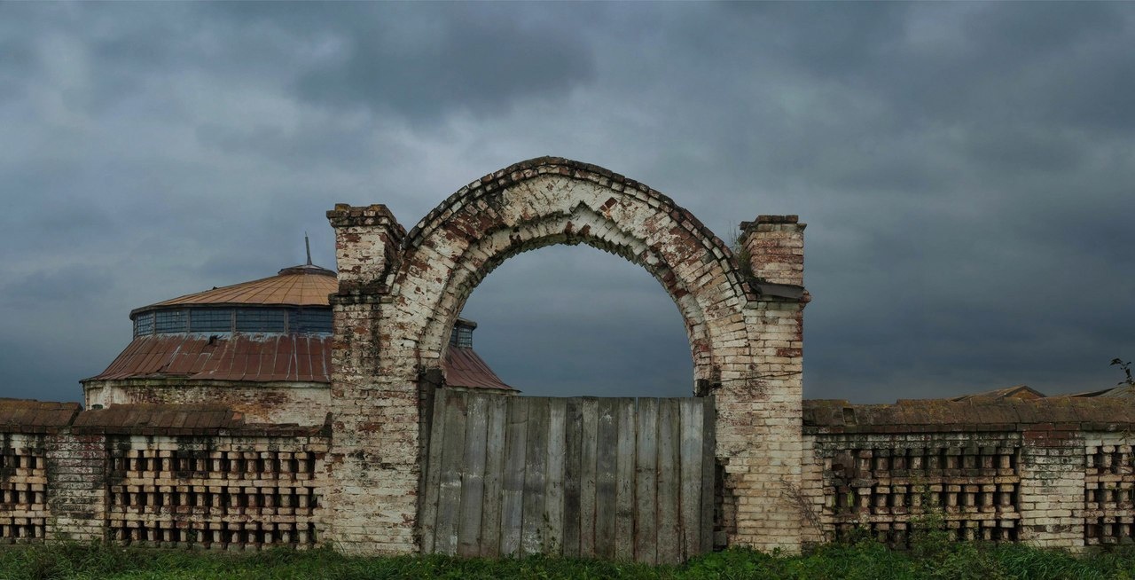 Конюшни Устиновской усадьбы