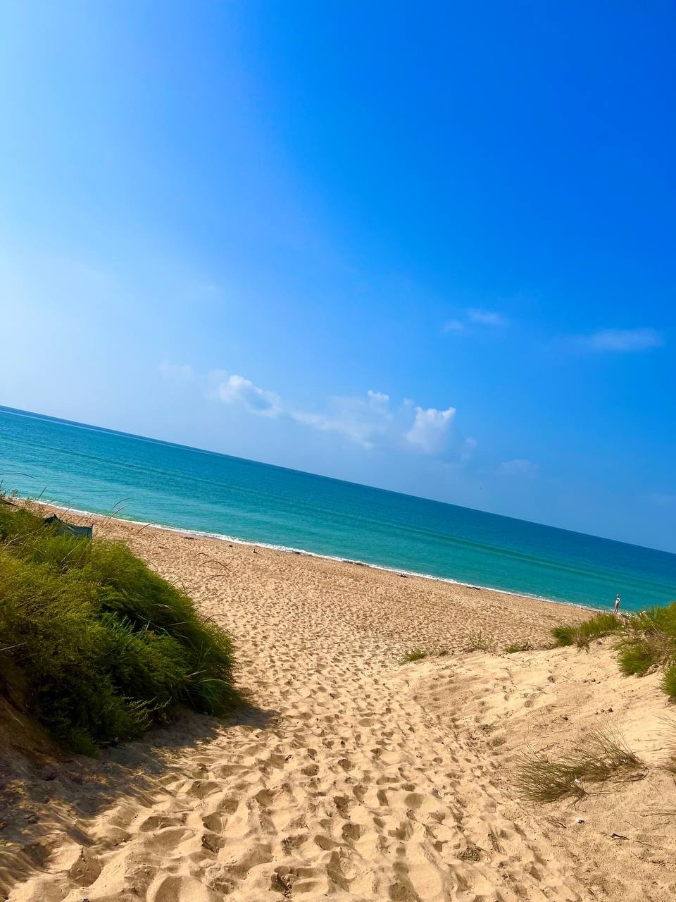 песчаный пляж в крыму
