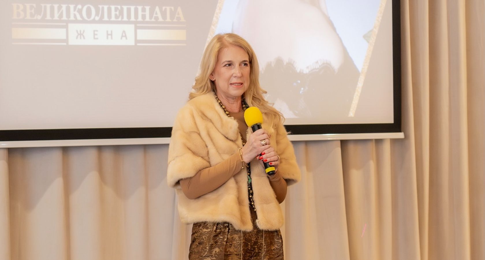 Росица Рангелова от Модна къща РОРА с участие на форума на Великолепната Жена &amp;quot;Изкуството да си ЖЕНА&amp;quot; 2025