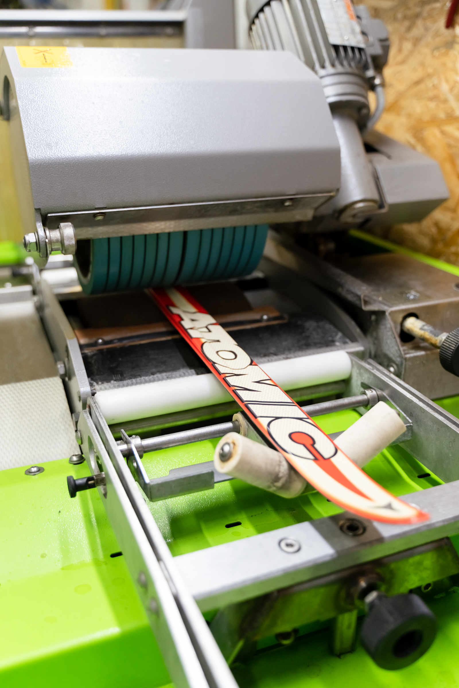 Сервис по ремонту сноубордов, горных и беговых лыж, коньков. Бутфитинг ...