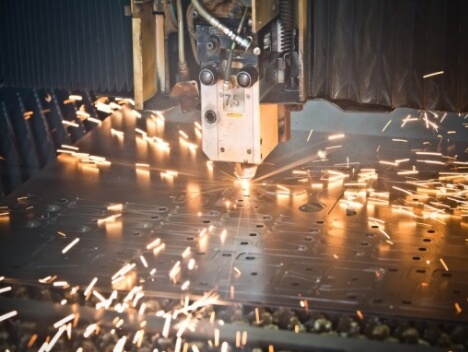 Лазерная резка металла на станке