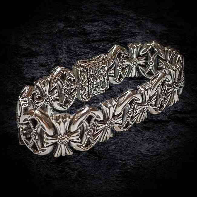 байкерский браслет, тяжёлый мужской браслет, брутальный браслет.