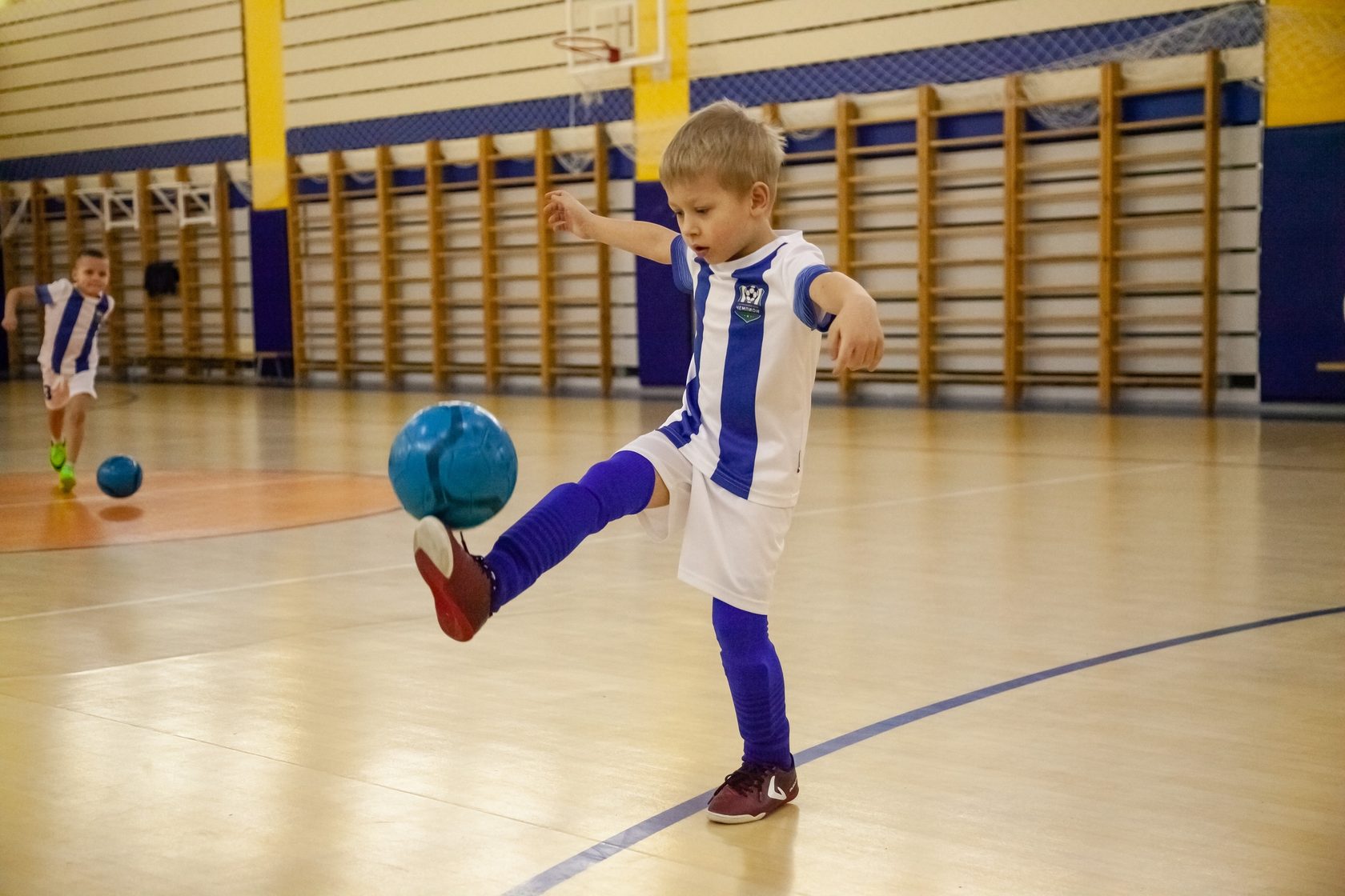 Тренировка 13. ФК чемпион 707 ШК. ФК чемпион Балашиха фото.