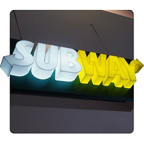 Вывеска Sabway с полной подсветкой