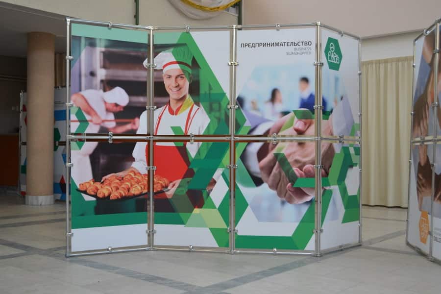 Рекламная конструкция из нержавейки