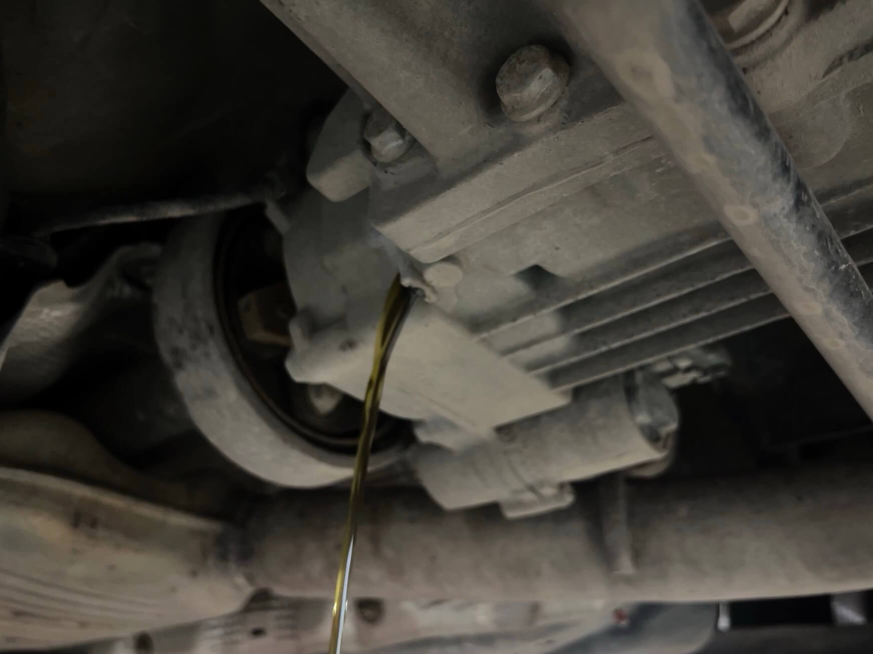 Слив масла из муфты Халдекс 6