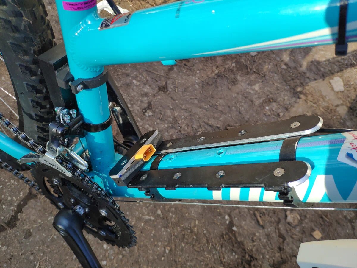 Электровелосипед российской сборки с датчиком крутящего момента весит ...