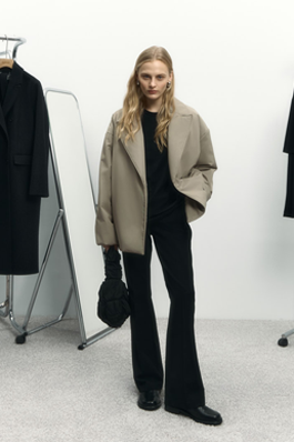 Куртка жеенская демисезонная