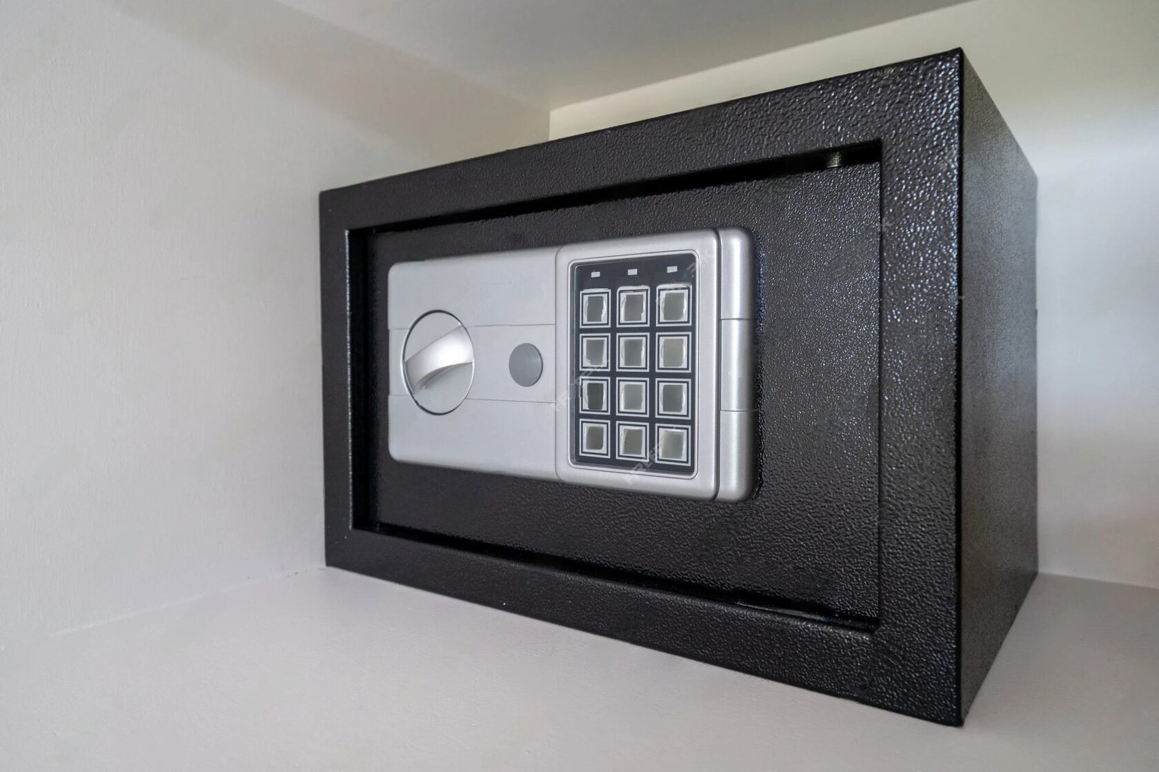 Купить сейф в Калининграде