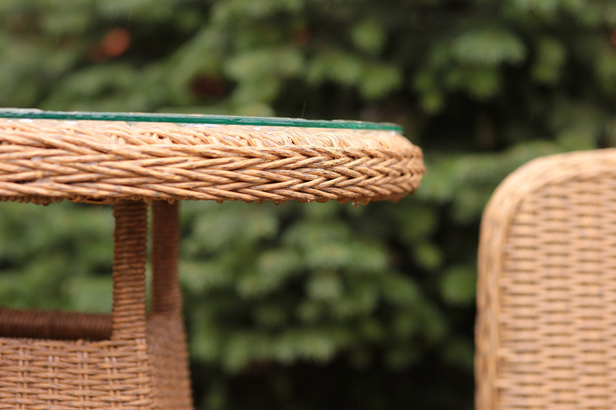 Плетенные комплекты мебели для кафе и ресторанов