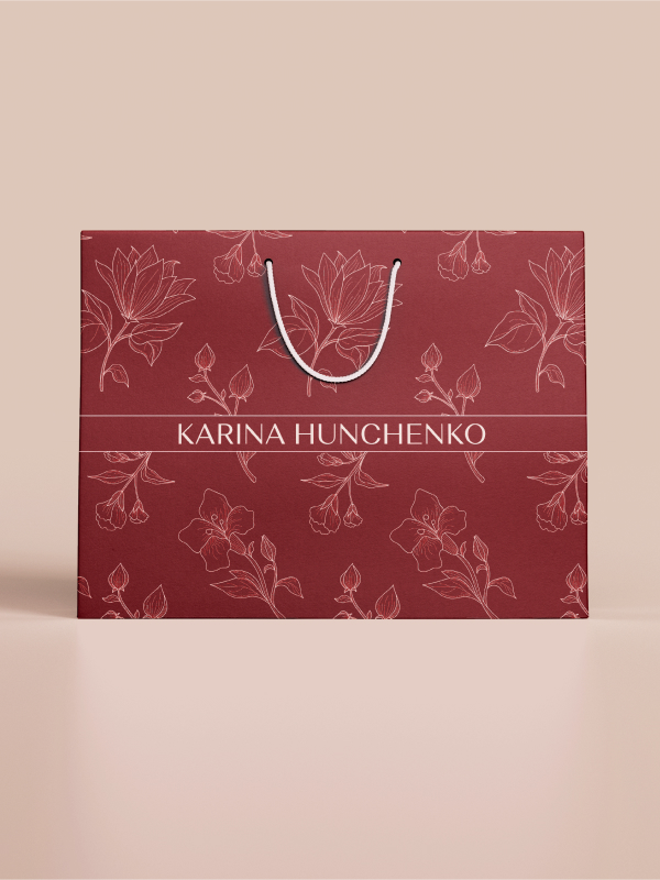 Брендинг для Karina Hunchenko: логотип, фирменный стиль, упаковка, женская одежда