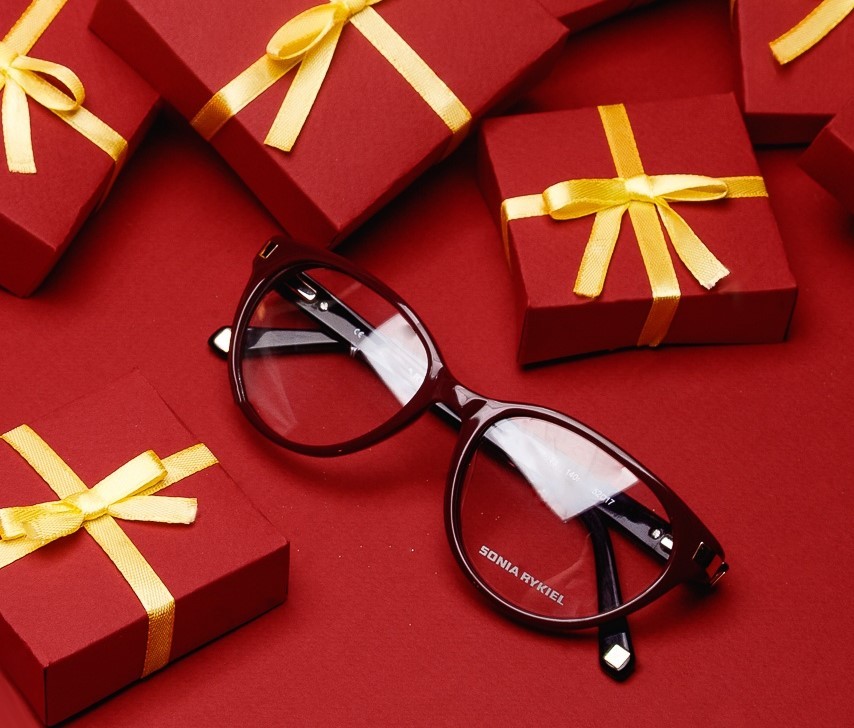 Gifts time. Дорог подарок ко времени. Gourmet gifts. Картинка время подарочков. Время подарков надпись.