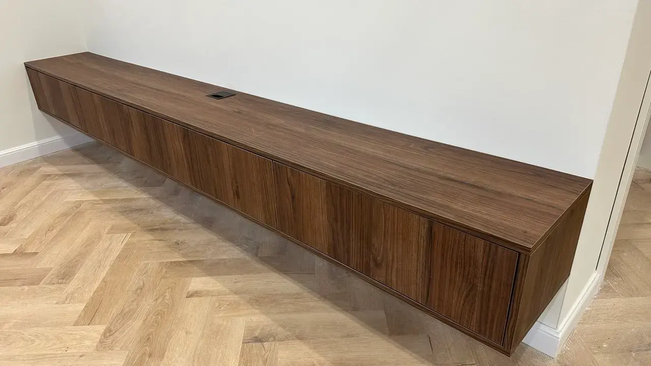 Подвесная тумба на заказ в Сургуте