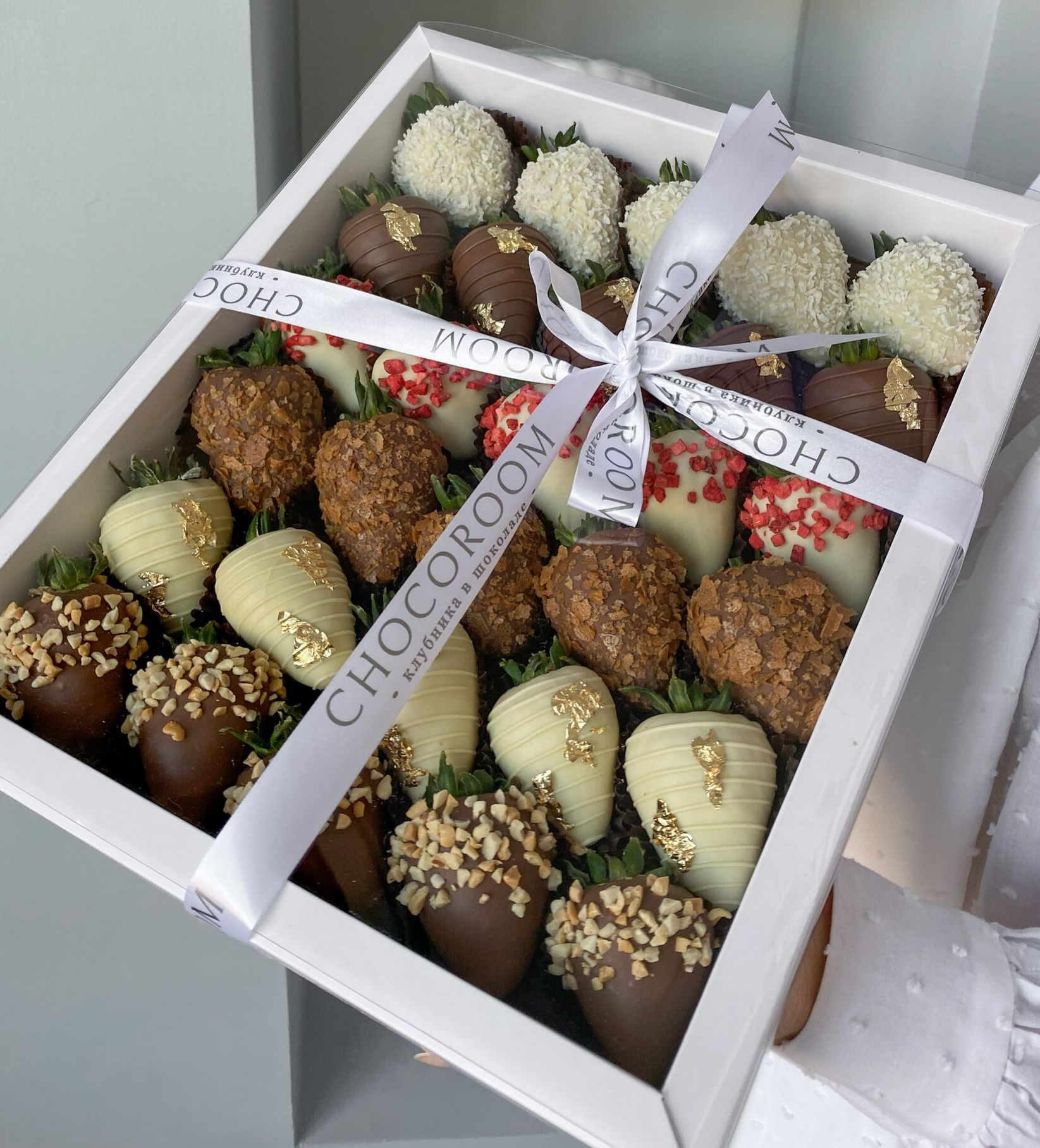 Купить фруктовый букет для женщины в день рождения, доступная цена