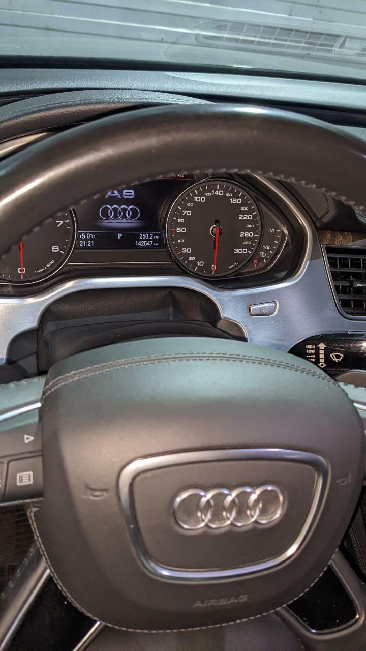 Пробег Audi A8 на момент обслуживания