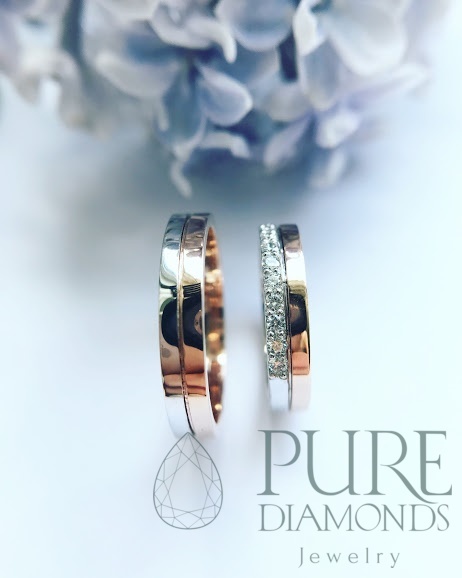 Двухцветные обручальные кольца с бриллиантами