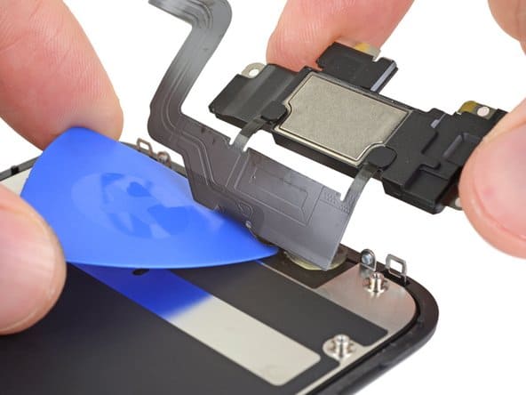 Перенос шлейфа с динамиком и датчиками на новый экран iPhone
